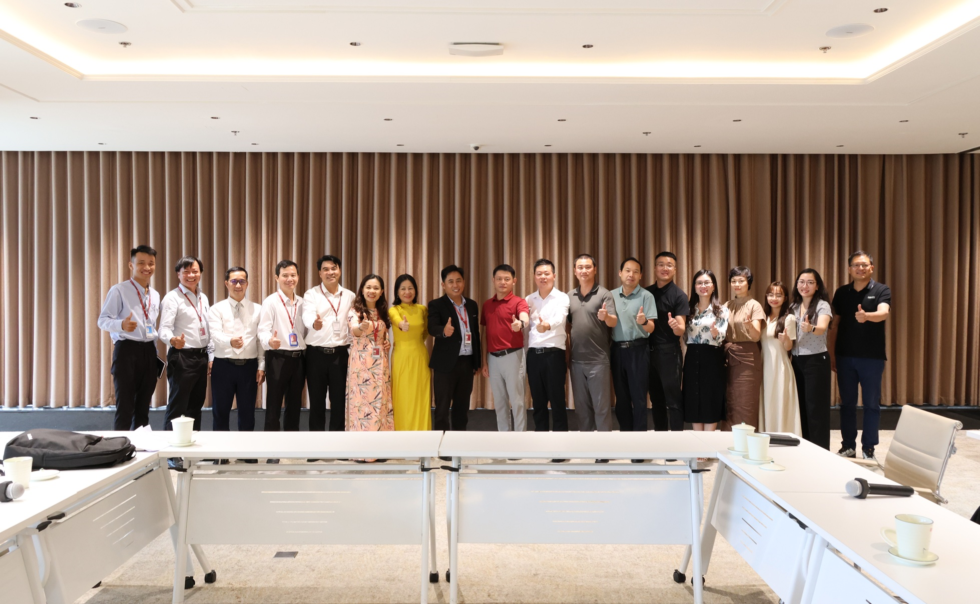 Đón tiếp đoàn đại biểu các trường và học viện Trung Quốc và đoàn đại biểu công ty TNHH Luxshare – ICT