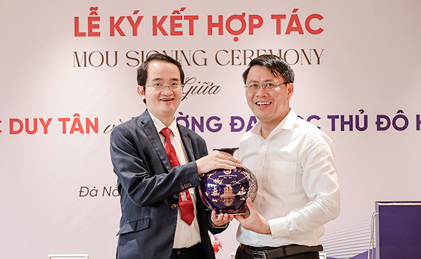 Đại học Duy Tân Ký kết Hợp tác với Đại học Thủ đô Hà Nội