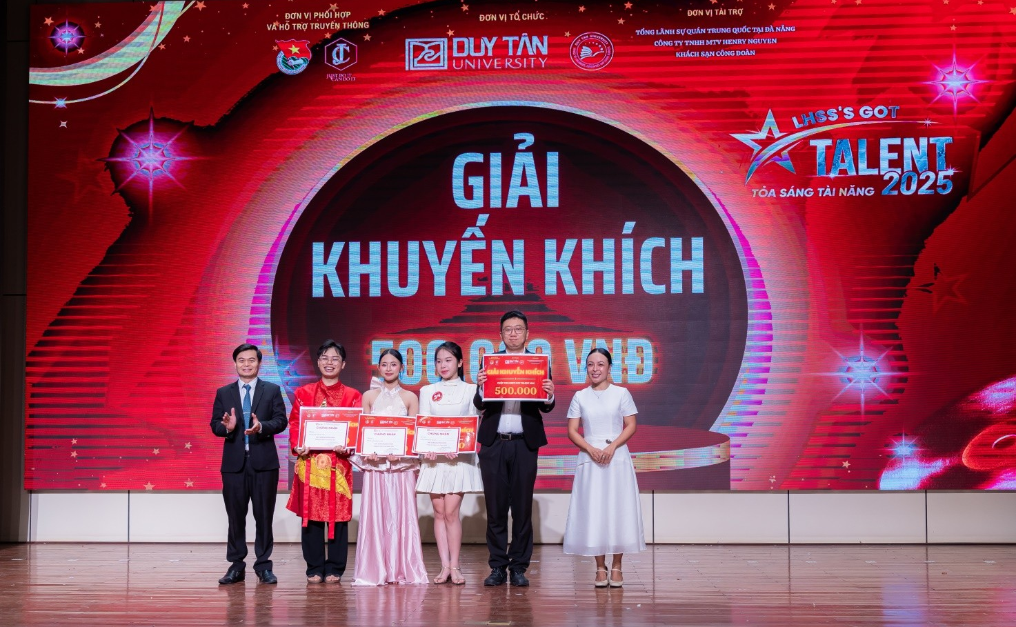 CHÀO ĐÓN TÂN SINH VIÊN K31 & CHUNG KẾT “LHSS’S GOT TALENT 2025” – TỎA SÁNG TÀI NĂNG