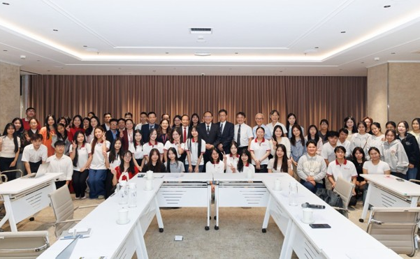 ĐẠI HỌC DUY TÂN CHÀO ĐÓN ĐOÀN ĐẠI HỌC TỪ TẾ (ĐÀI LOAN) ĐẾN THĂM VÀ LÀM VIỆC (MS. KHANH HUYEN)