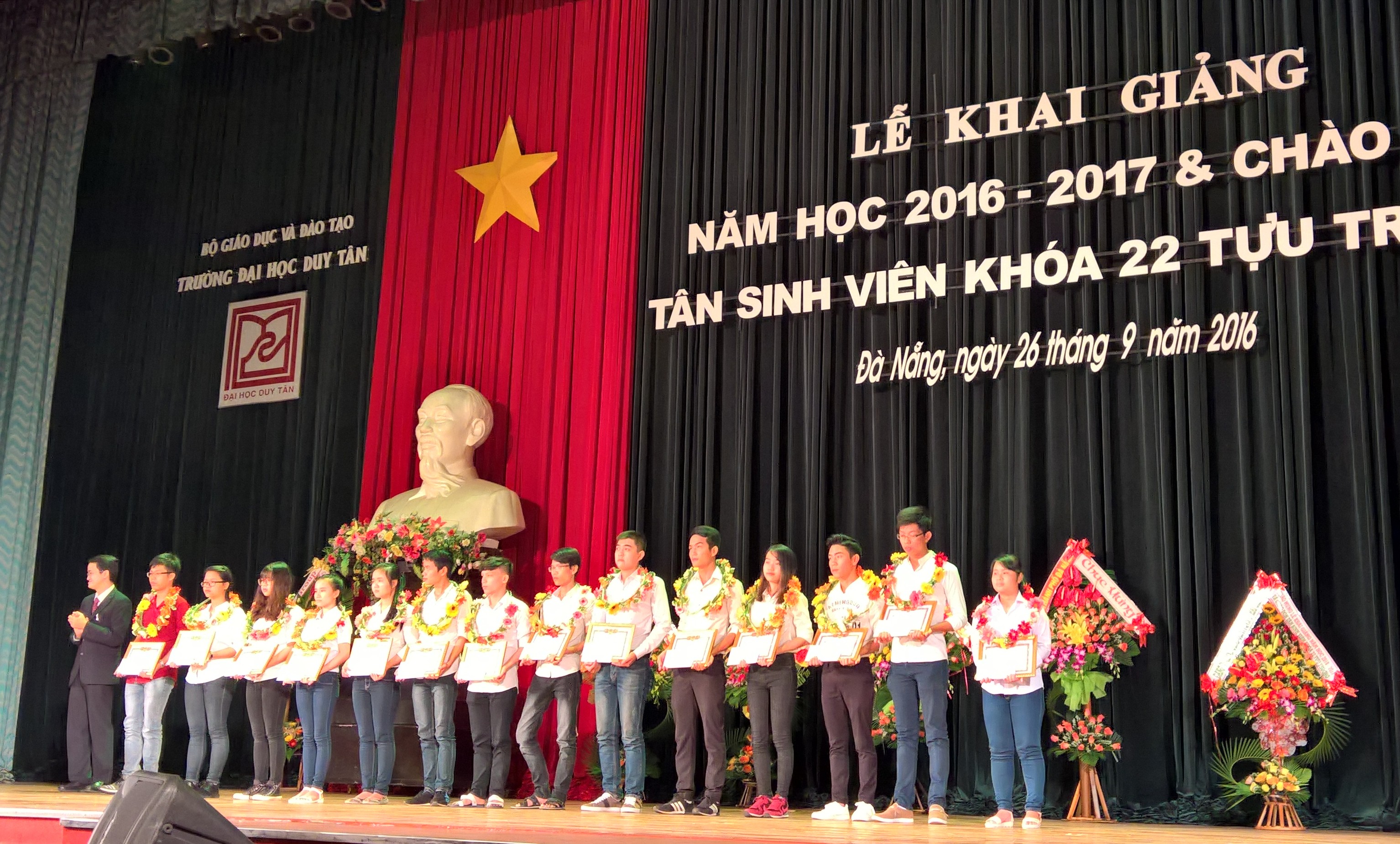 Khai giảng năm học 2016-2017