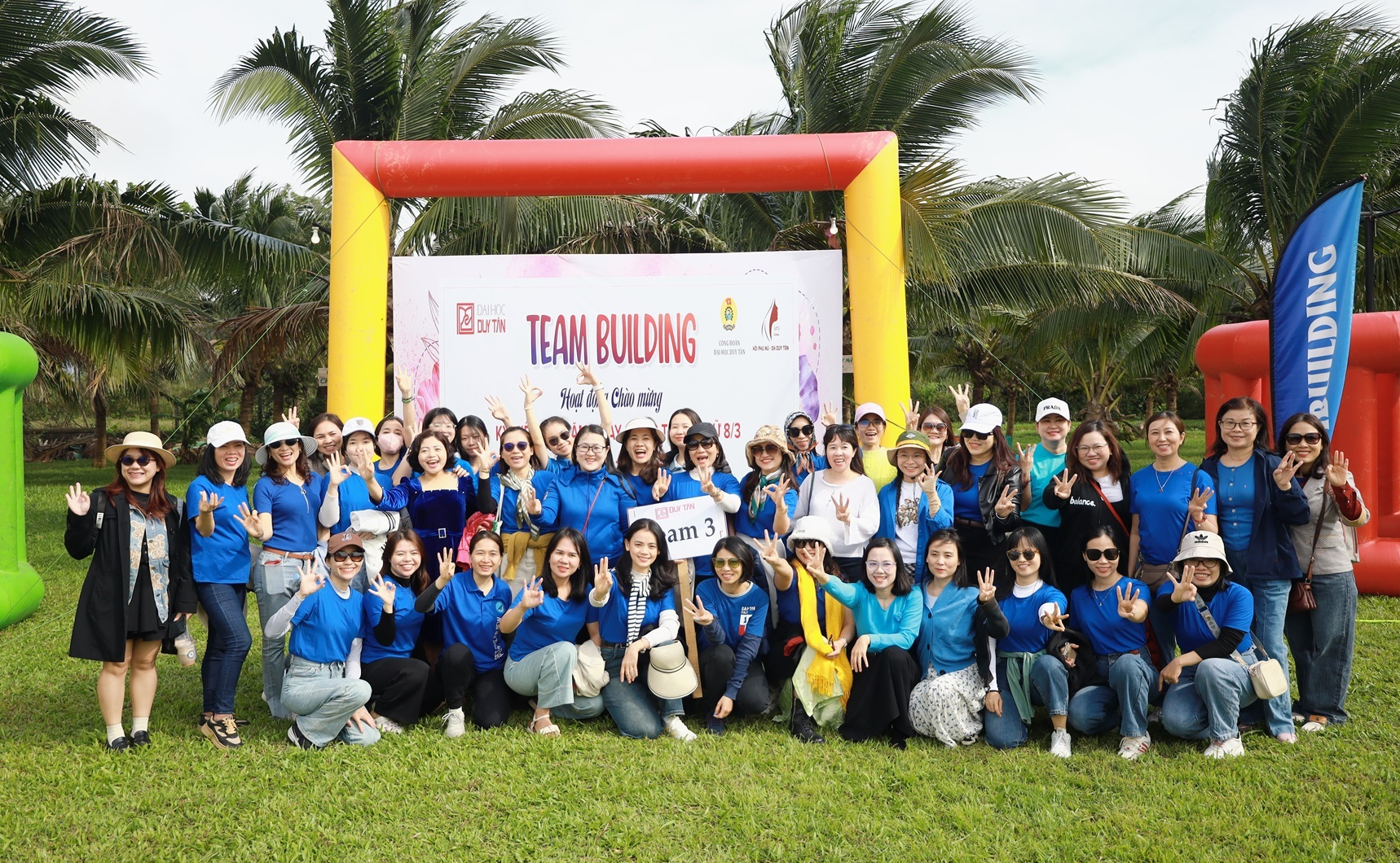 Phụ nữ LHSS nhiệt huyết, đoàn kết trong Teambuilding 8/3