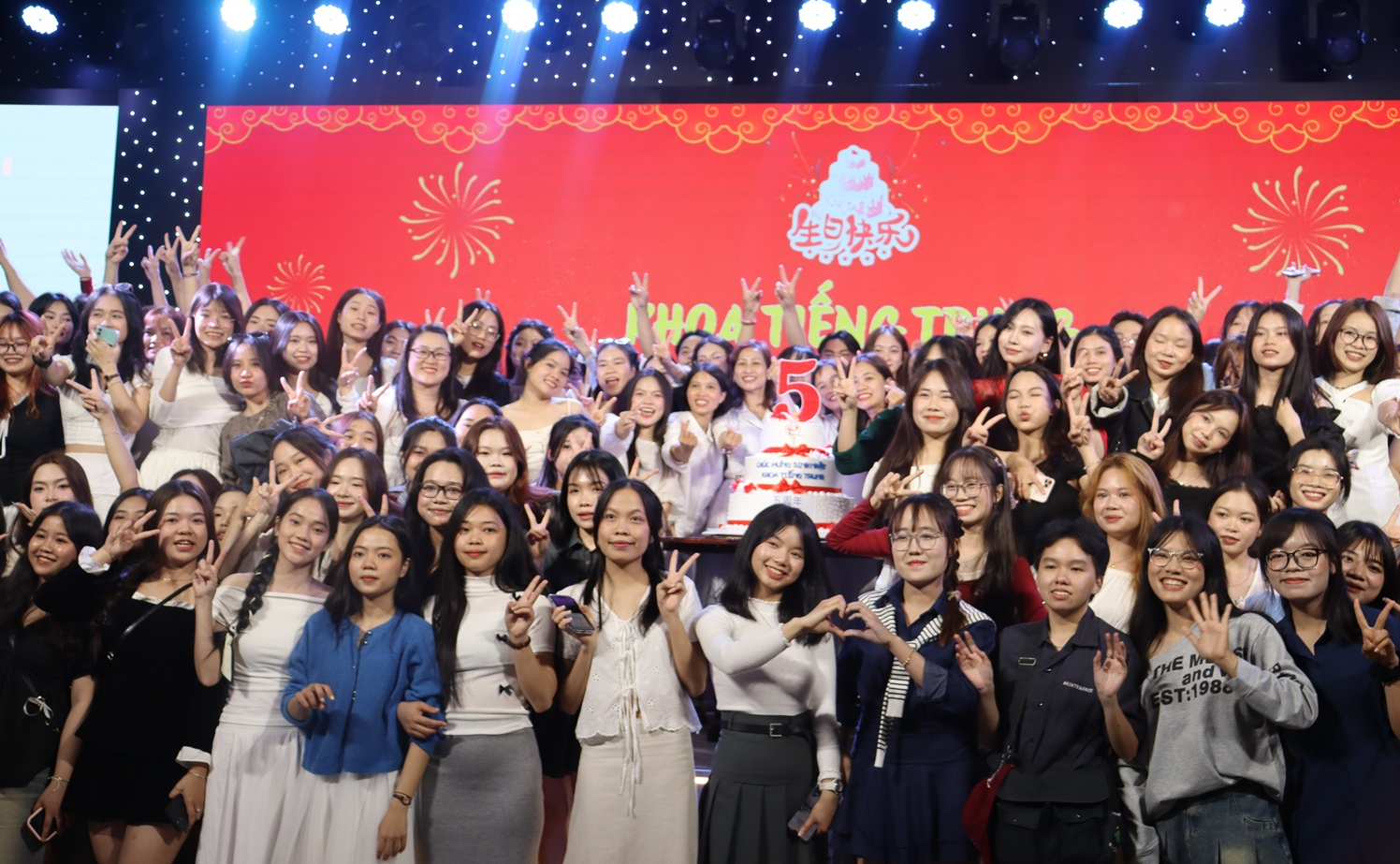 Kỷ niệm 5 năm thành lập khoa tiếng Trung: Nhìn lại hành trình, hướng tới tương lai