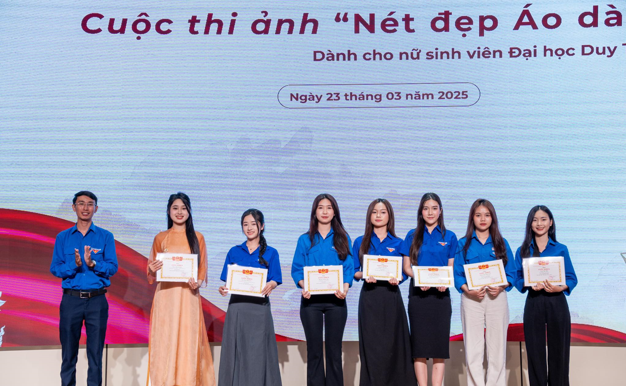 Sinh viên LHSS “ẵm” giải lớn tại “Nét đẹp Áo dài 2025”