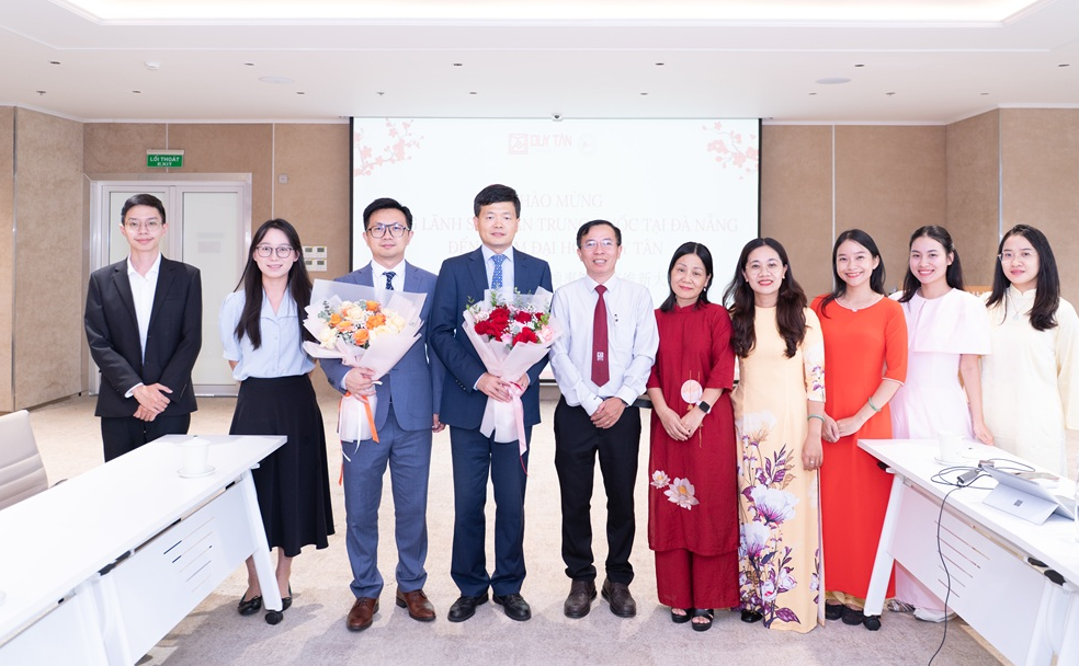 Strengthening Enduring Friendship: Duy Tan University Welcomes Representatives of the Chinese Consulate General in Da Nang