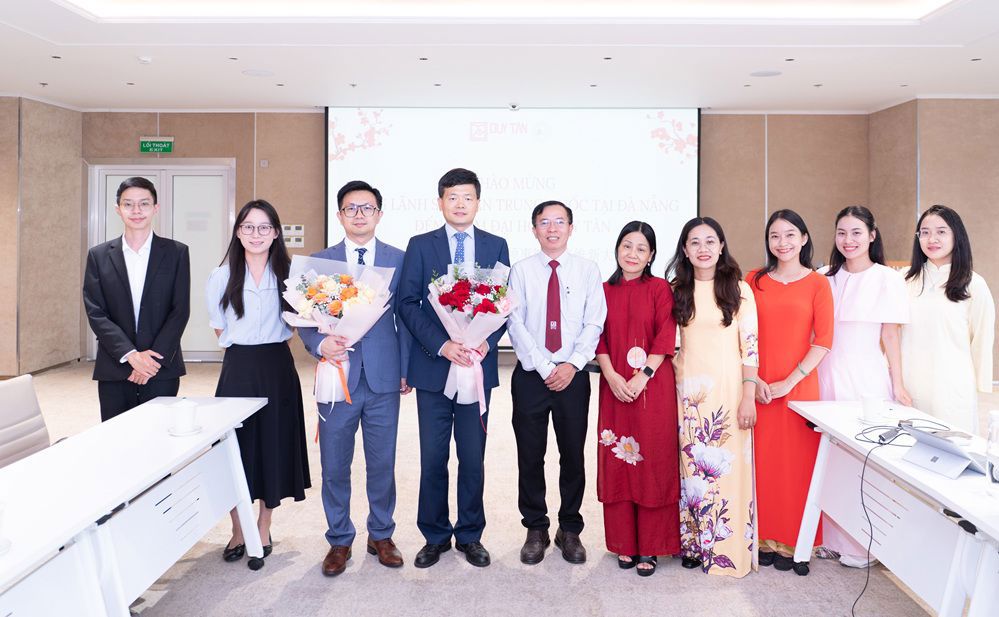 Strengthening Enduring Friendship: Duy Tan University Welcomes Representatives of the Chinese Consulate General in Da Nang