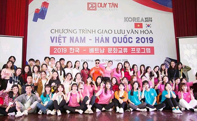 Ngôn ngữ Hàn Quốc: Cơ hội làm việc trong doanh nghiệp quốc tế