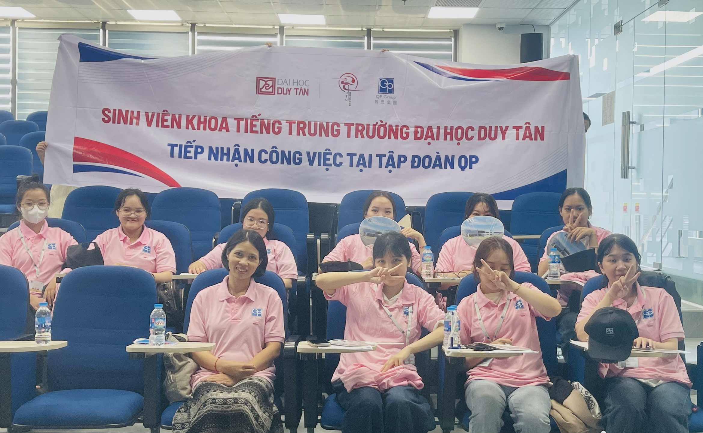 Sinh viên LHSS được tiếp nhận làm việc tại Tập đoàn QP của Singapore