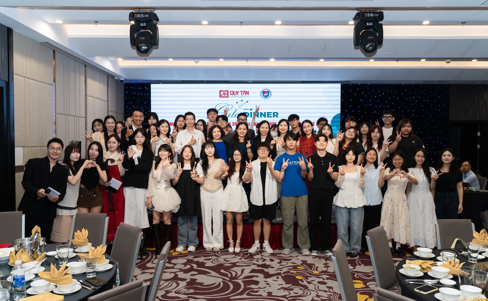 Nấc thang Xanh 2025: Khép lại một chặng đường, mở ra ngàn kỷ niệm