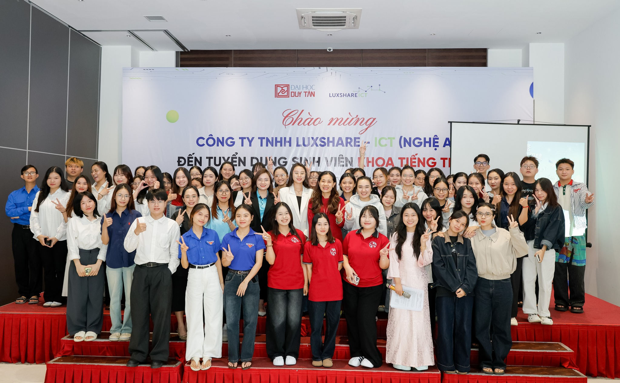 Luxshare ICT (Nghệ An) mở rộng cơ hội việc làm cho sinh viên Khoa tiếng Trung