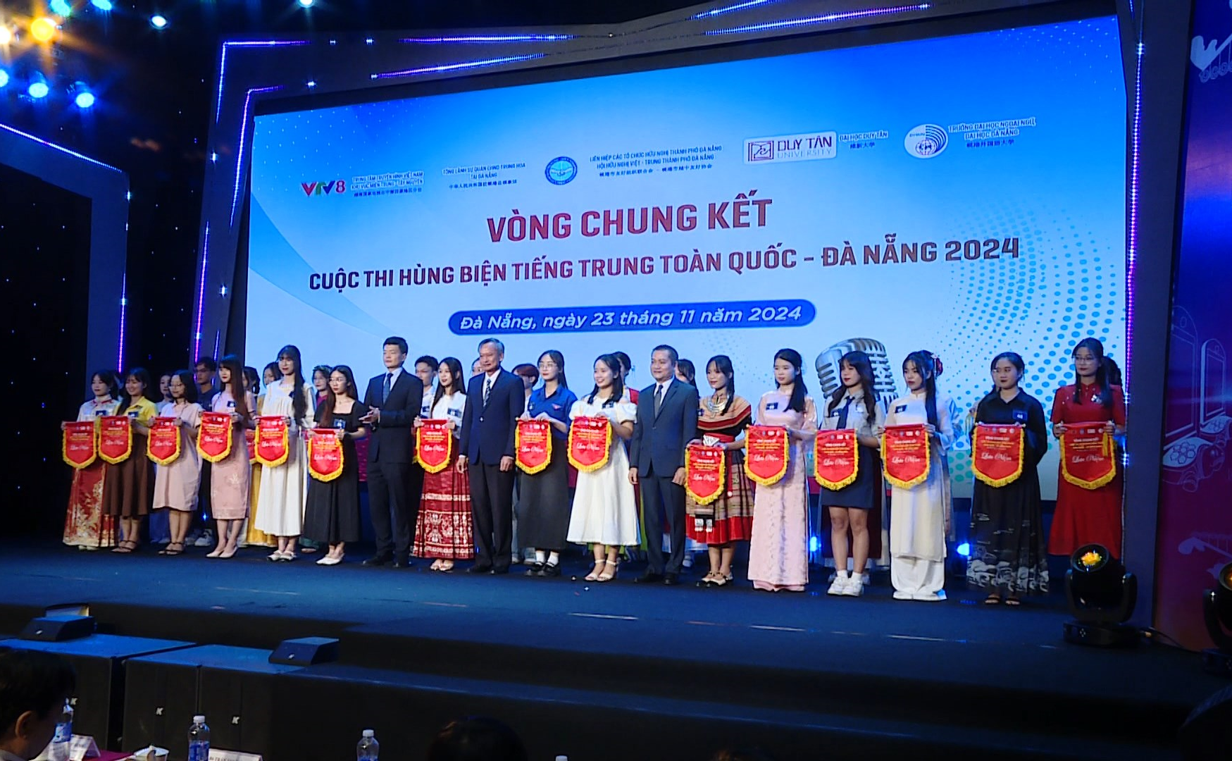 Chinese Public Speaking 2024: Outstanding LHSS Students Win Third Prize and Encouragement Award