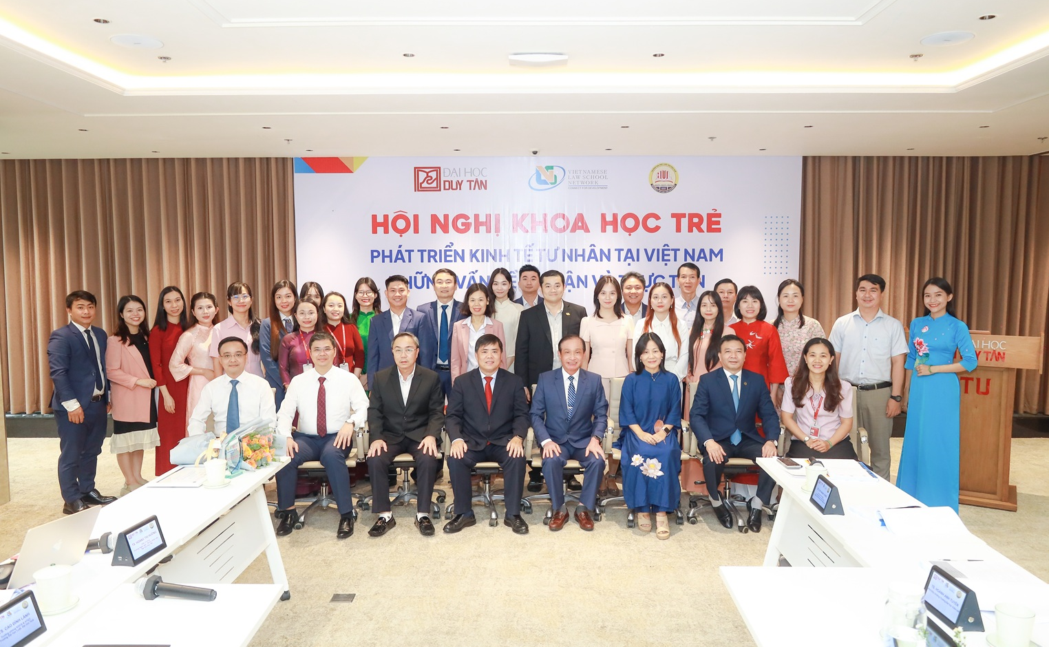 Young Scientists Conference 2025 - A Forum for Exchanging Views on Private Sector Economic Development in Vietnam
