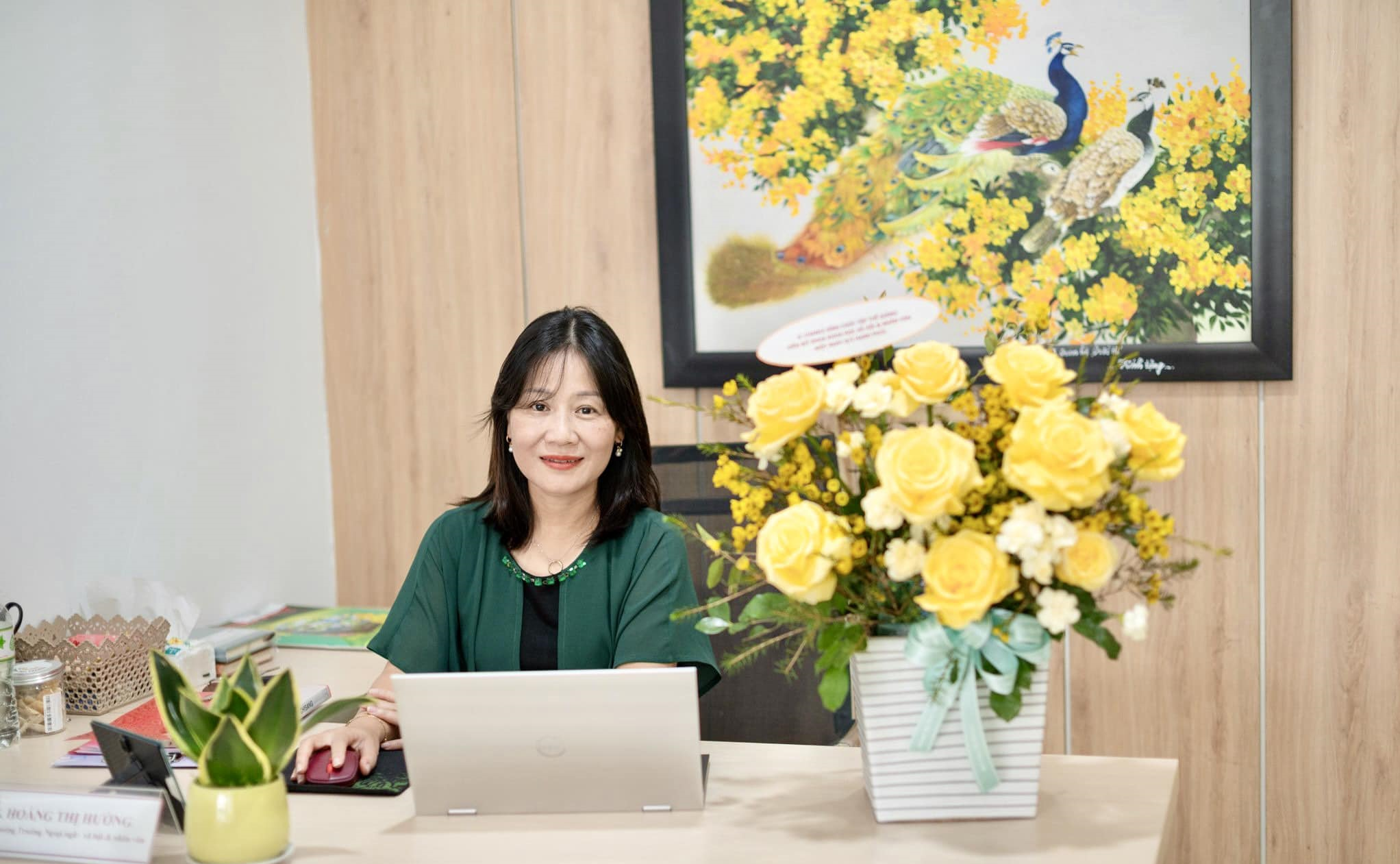 Dr. Hoang Thi Huong - The Torchbearer of Knowledge at the School of Liberal Arts & Social Sciences