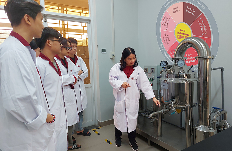 Công nghệ thực phẩm Đại học Duy Tân, tiến tới chuẩn Quốc tế