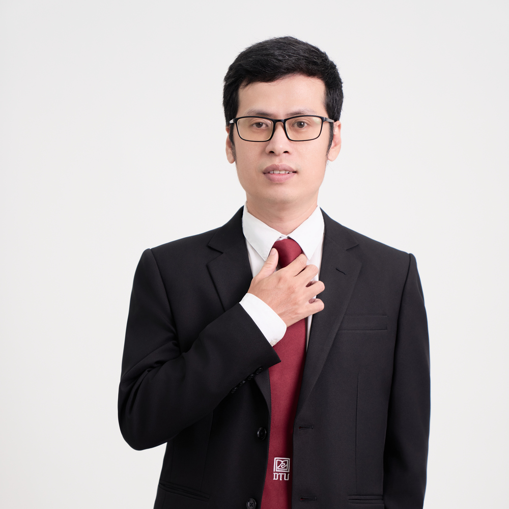 Ngô Hoàng Khắc Tiệp