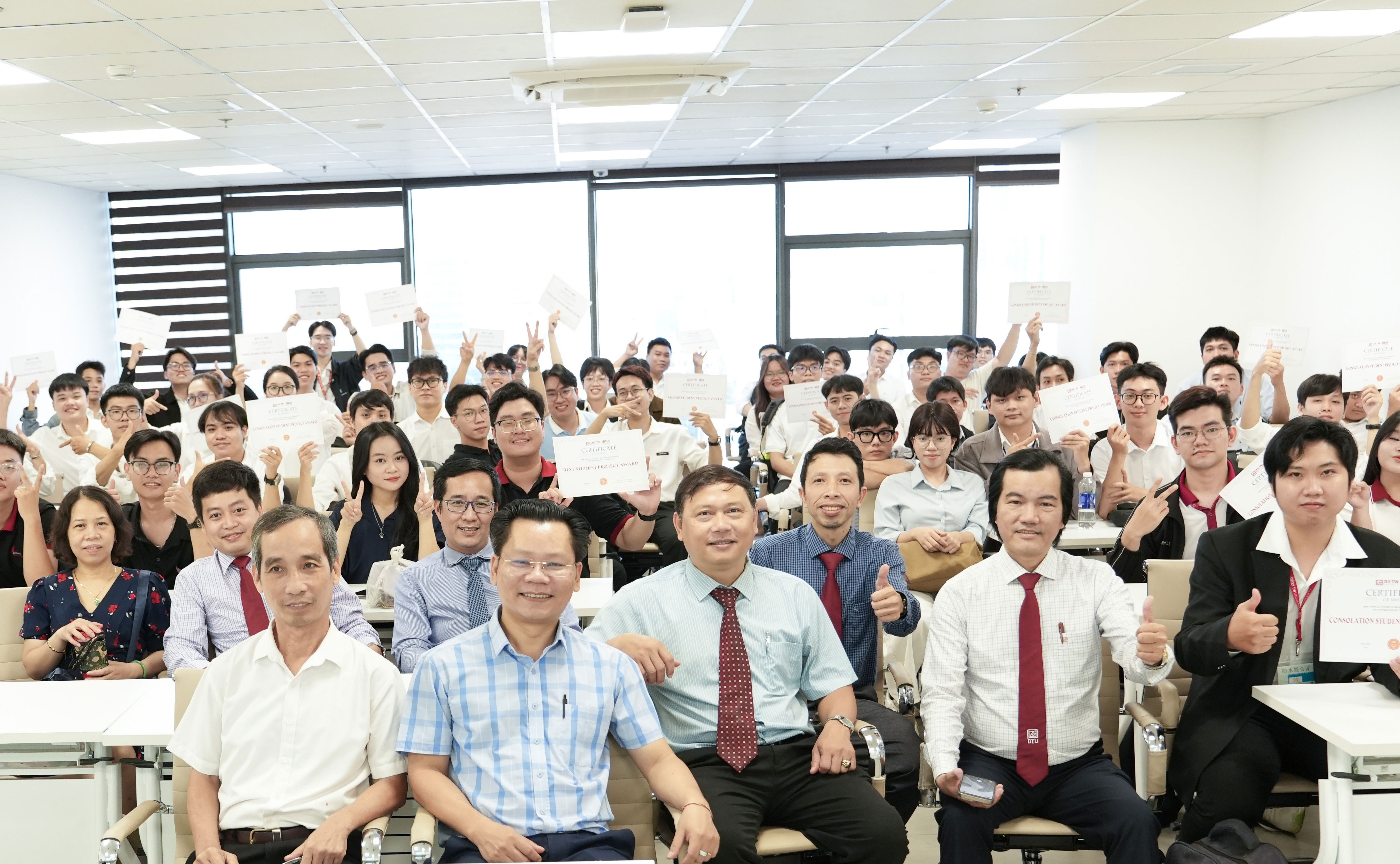 Hội nghị Sinh viên Nghiên cứu Khoa học 2026: Lan tỏa tinh thần học hỏi và sáng tạo tại Trường SCA