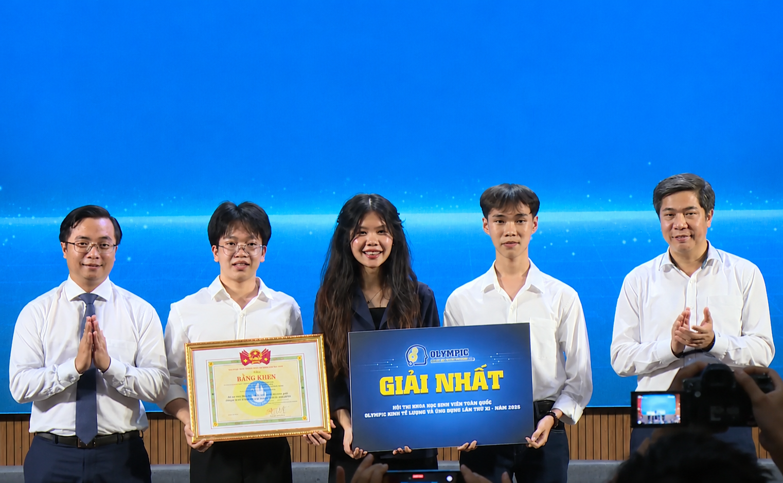 Sinh viên Trường SCA (DTU) giành giải Nhất Olympic Kinh tế lượng & Ứng dụng toàn quốc lần thứ XI năm 2026