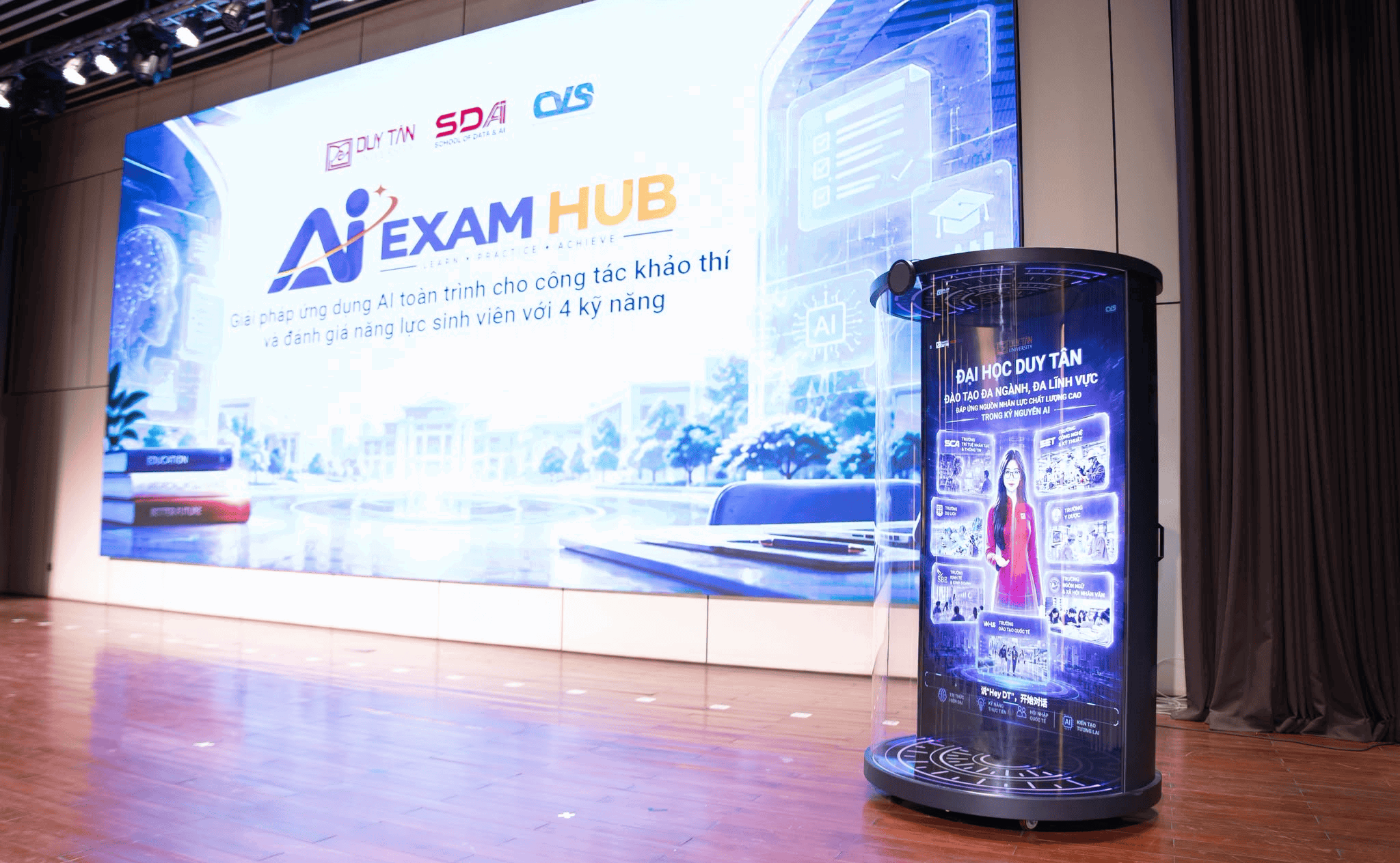 Trường Trí tuệ Nhân tạo & Thông tin ra mắt 2 sản phẩm AI phục vụ giáo dục