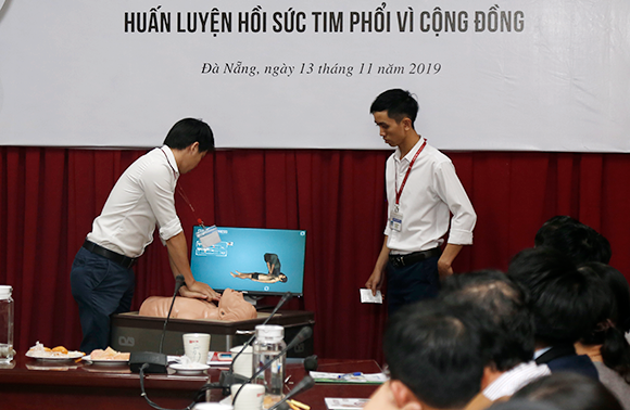 Hệ thống Huấn luyện Kỹ năng Cấp cứu tim, phổi