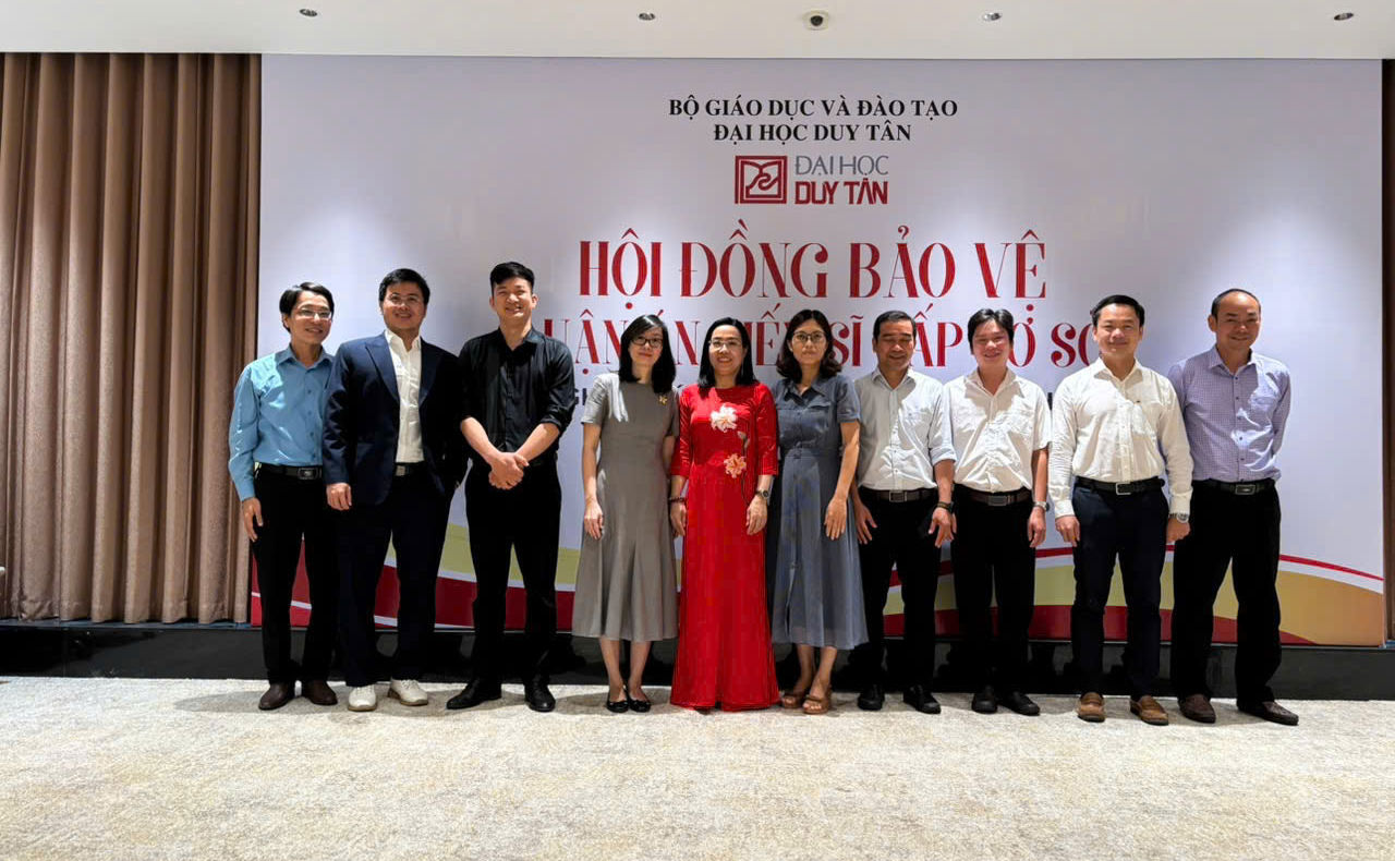 Nghiên cứu sinh ngành Kỹ thuật Xây dựng, Khoa Xây dựng – Trường Công nghệ & Kỹ thuật, Đại học Duy Tân đã bảo vệ thành công luận án Tiến sĩ cấp cơ sở