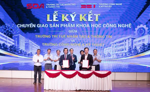 Đại học Duy Tân ra mắt hai sản phẩm AI phục vụ đào tạo, khảo thí và quản trị đại học