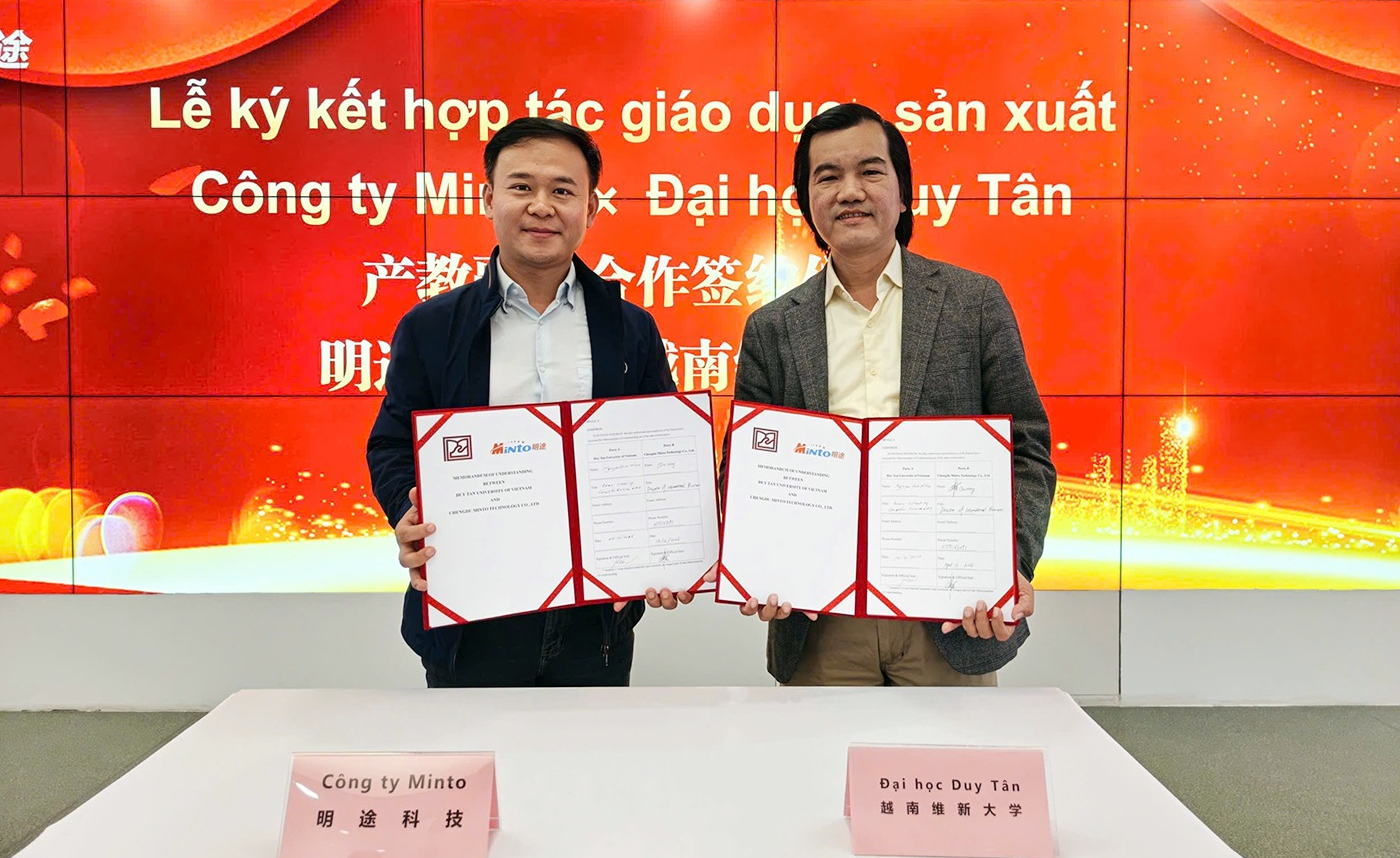 ĐẠI HỌC DUY TÂN KÝ KẾT HỢP TÁC CHIẾN LƯỢC VỚI CHENGDU MINTO TECHNOLOGY (TRUNG QUỐC): THÚC ĐẨY HỆ SINH THÁI AI VÀ CHUYỂN ĐỔI SỐ GIÁO DỤC