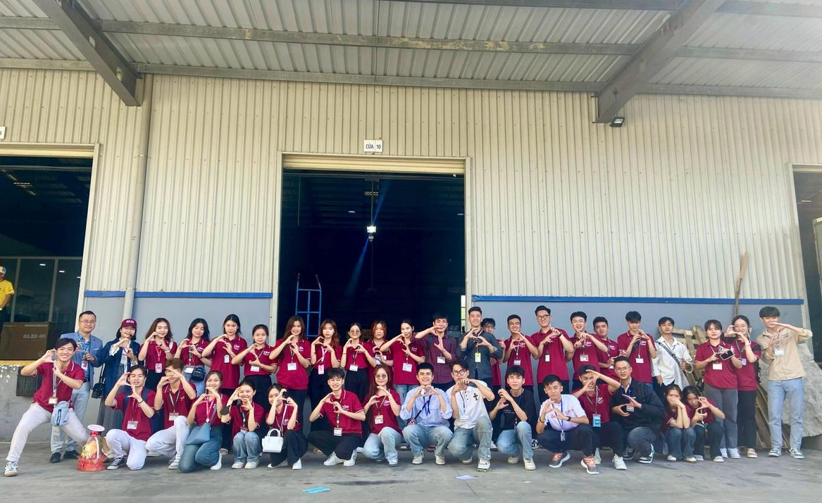Field Trip at Nhat Tin Logistics Company