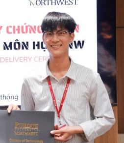Trần  Văn Tín