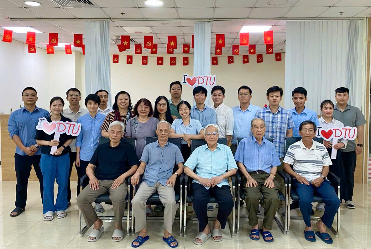Tổng kết năm học 2025-2026 và triển khai kế hoạch năm học 2026-2027