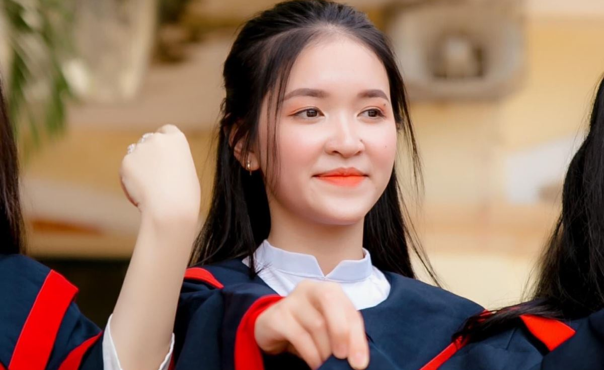 Chia sẻ của nữ sinh Hà Tĩnh, thủ khoa khối C đạt học bổng toàn phần ngành Quan hệ Quốc tế, Đại học Duy Tân