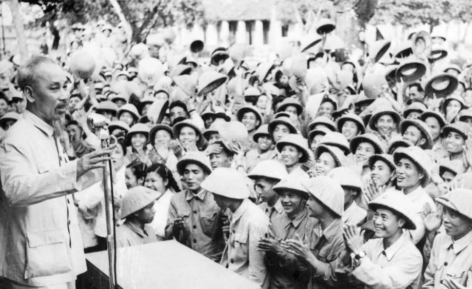 Một số giải pháp vận dụng giá trị tư tưởng Hồ Chí Minh về giải phóng con người trong kỷ nguyên vươn mình của dân tộc