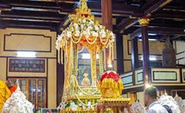 Hành trình tâm linh của Phật tử, người dân miền Trung khi chiêm bái xá lợi Phật: Tâm tư Phật tử, người dân khi chiêm bái Xá lợi Phật tại chùa Quán Thế Âm
